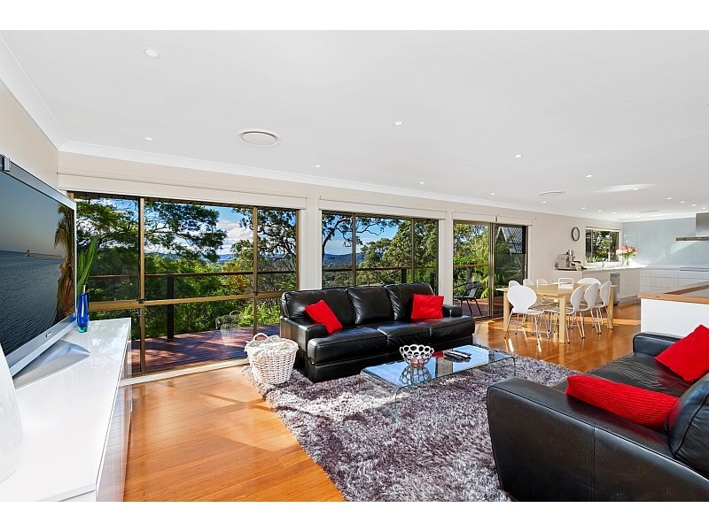 2 Onthonna Terrace, Umina Beach NSW 2257