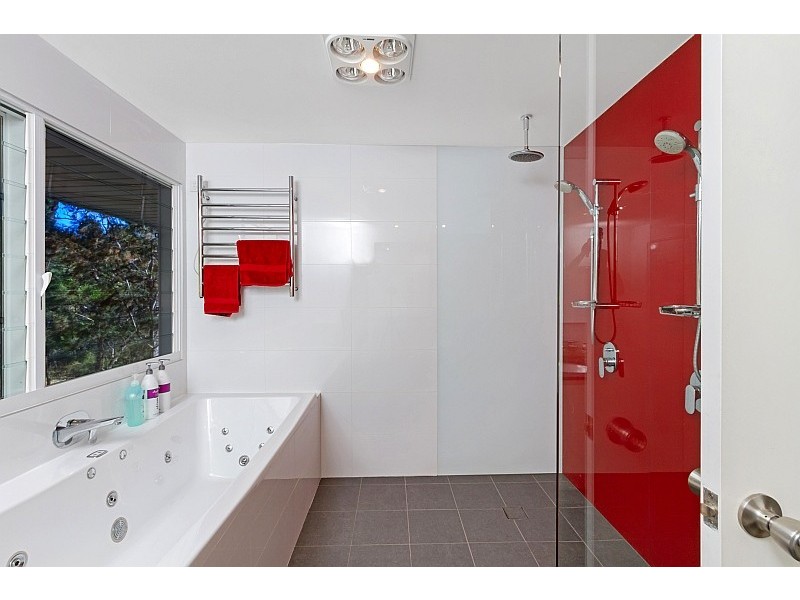 2 Onthonna Terrace, Umina Beach NSW 2257
