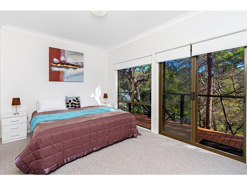 2 Onthonna Terrace, Umina Beach NSW 2257