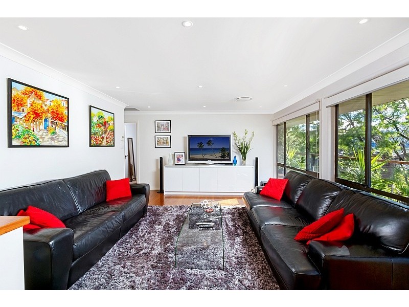 2 Onthonna Terrace, Umina Beach NSW 2257