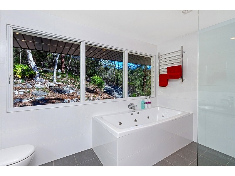 2 Onthonna Terrace, Umina Beach NSW 2257