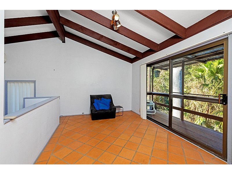 3 Fern Close, Wyoming NSW 2250