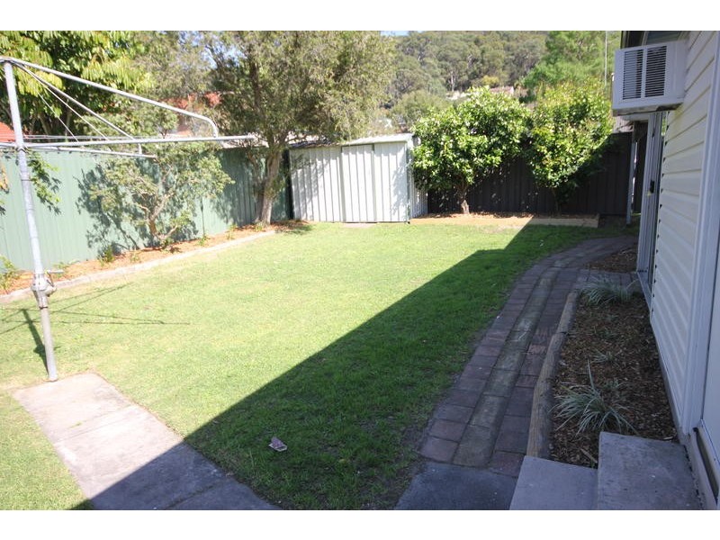 Cabin/75 Brisbane Water Drive, Point Clare NSW 2250