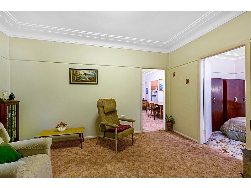 77 Nelson Street, Umina Beach NSW 2257