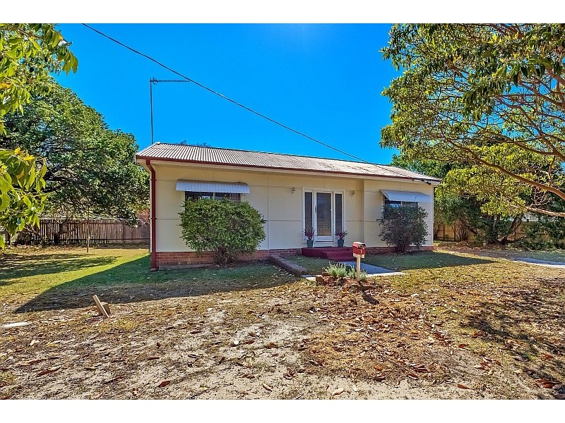 1 Angler Street, Woy Woy NSW 2256