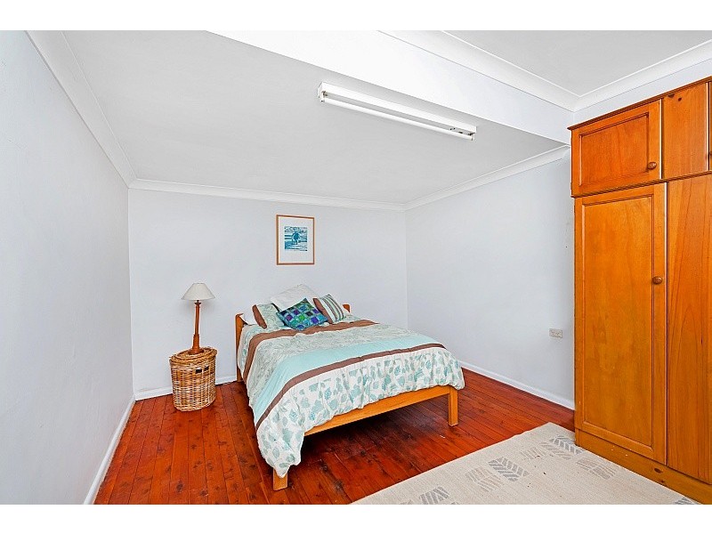 1 Angler Street, Woy Woy NSW 2256