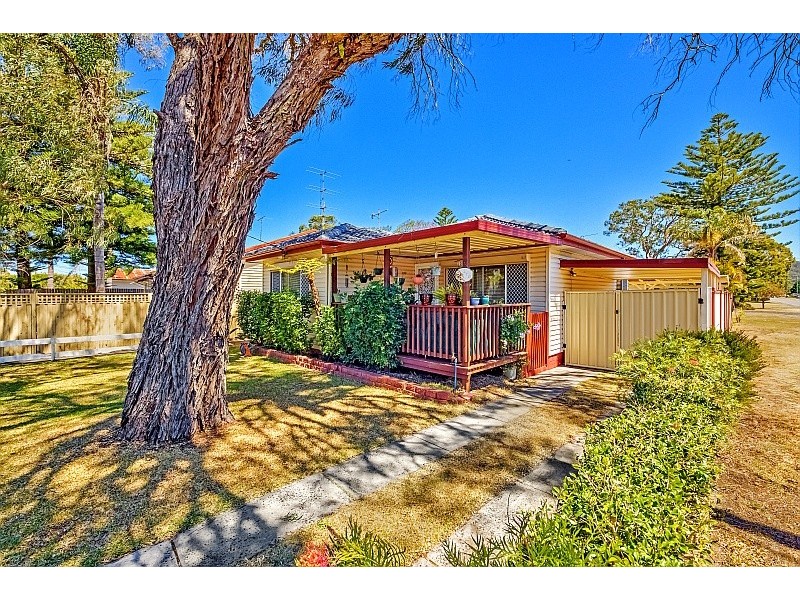 219 Ocean Beach Road, Woy Woy NSW 2256