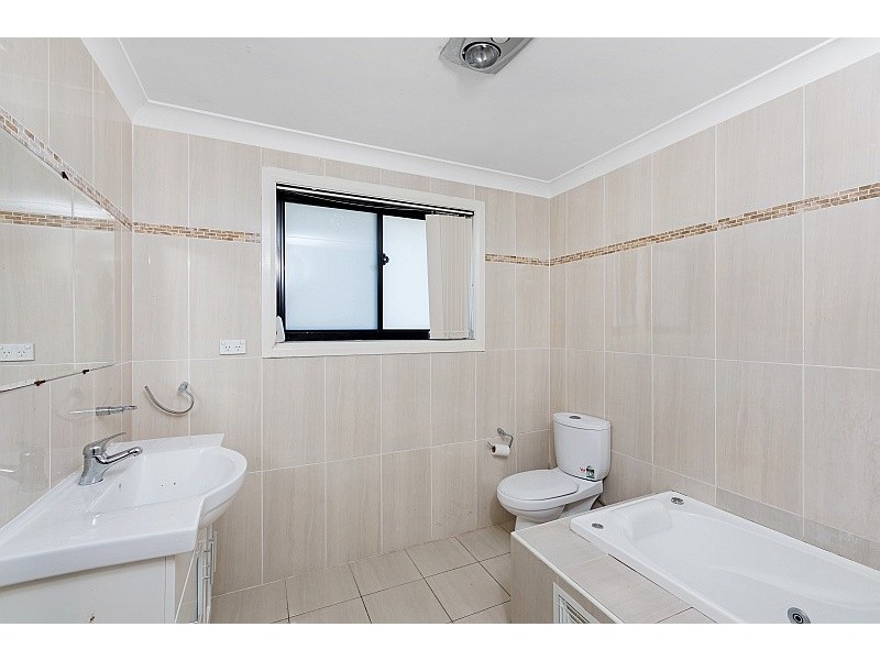 2/56 Gallipoli Avenue, Blackwall NSW 2256