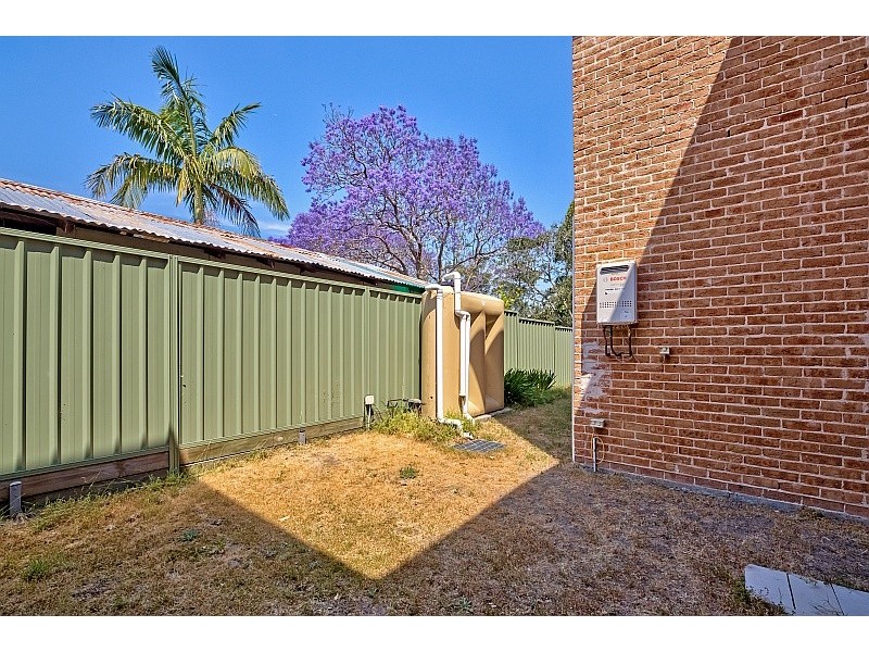 2/56 Gallipoli Avenue, Blackwall NSW 2256