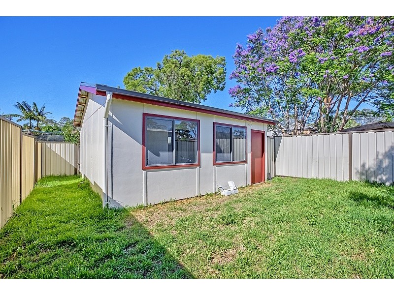 13 Mascot Street, Woy Woy NSW 2256