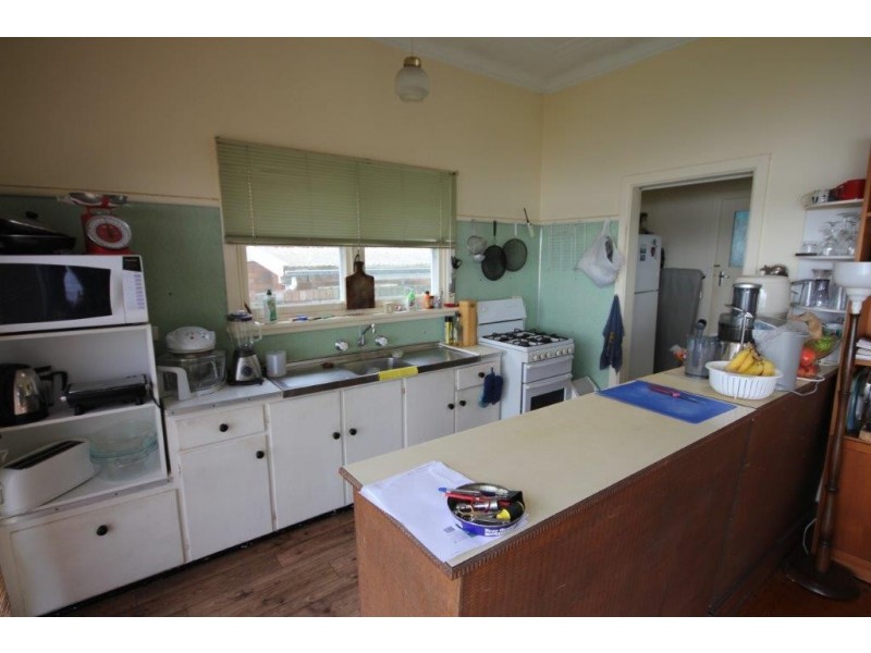 472 Orange Grove Road, Blackwall NSW 2256