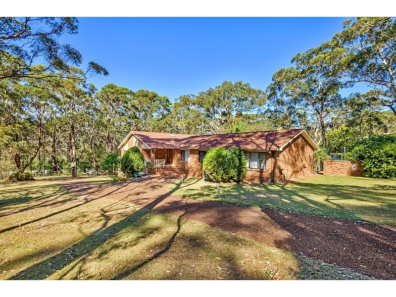14 Awinya Close, Empire Bay NSW 2257
