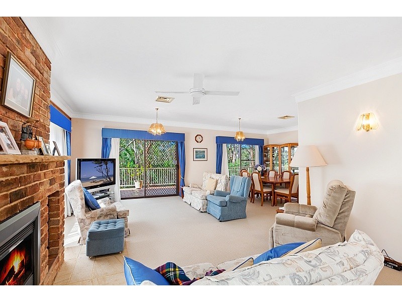 14 Awinya Close, Empire Bay NSW 2257