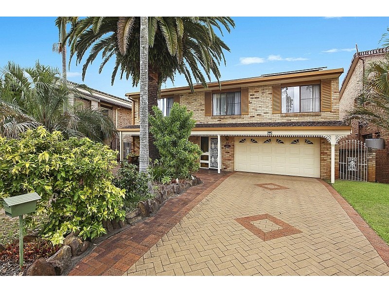 84 Helmsman Boulevard, St Huberts Island NSW 2257