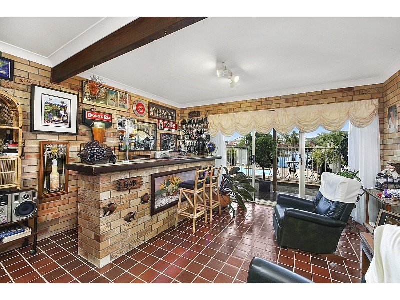 84 Helmsman Boulevard, St Huberts Island NSW 2257