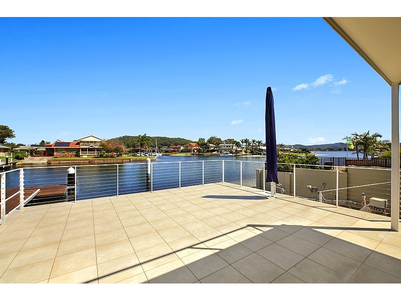 80 Helmsman Boulevard, St Huberts Island NSW 2257