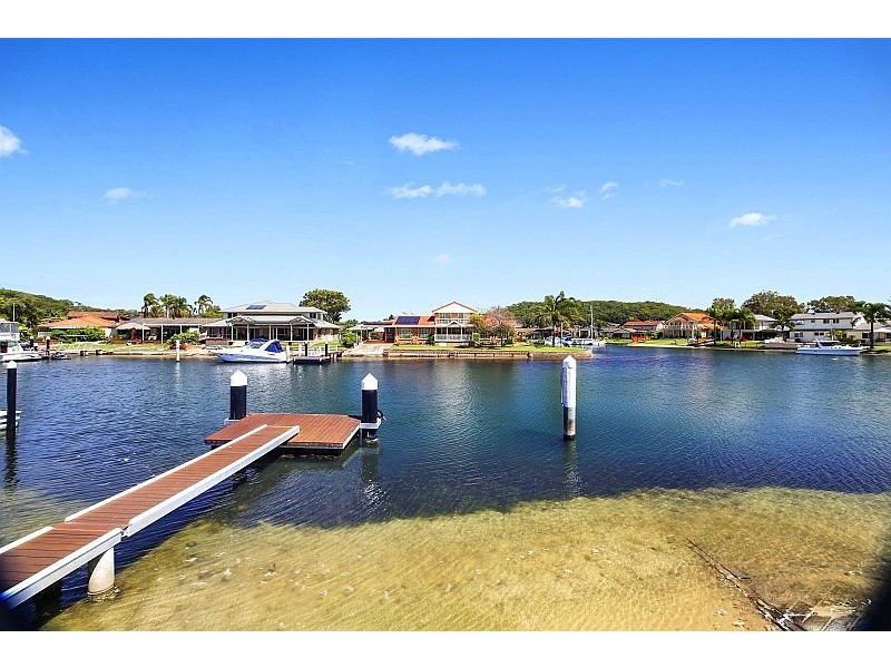 80 Helmsman Boulevard, St Huberts Island NSW 2257