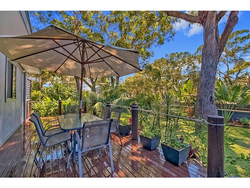 21 Bateau Bay Road, Bateau Bay NSW 2261