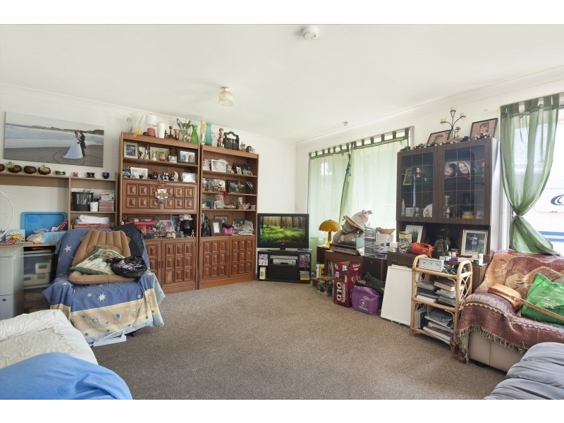 86 Dunalban Avenue, Woy Woy NSW 2256