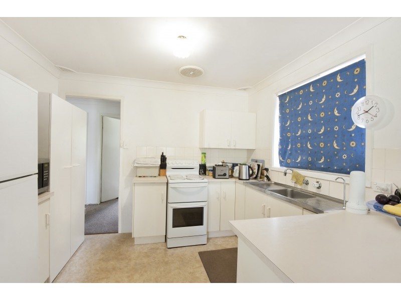 86 Dunalban Avenue, Woy Woy NSW 2256