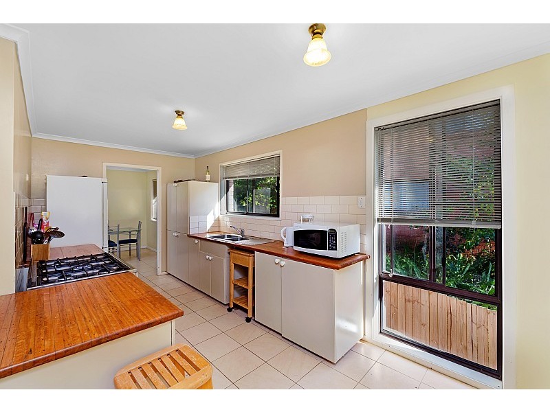 21 Georgia Avenue, Wyoming NSW 2250