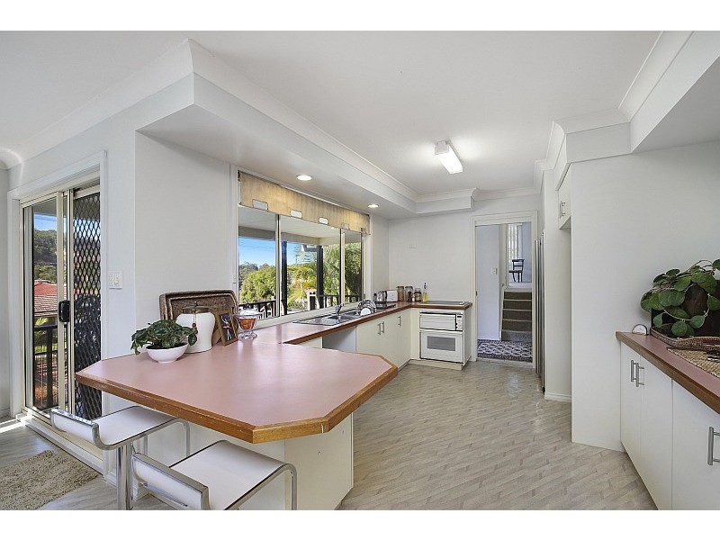 2 Kooronya Road, Kincumber NSW 2251