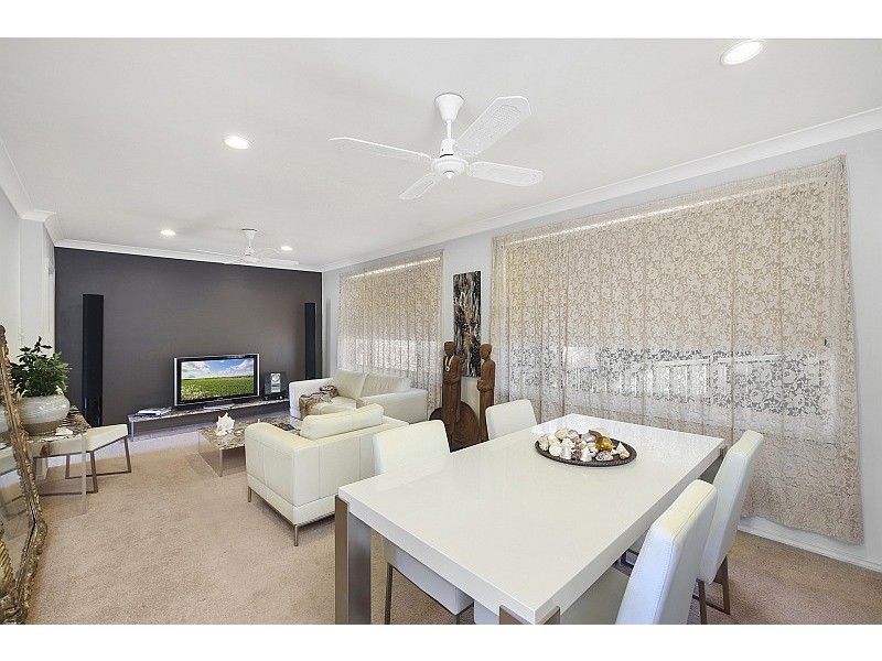 2 Kooronya Road, Kincumber NSW 2251