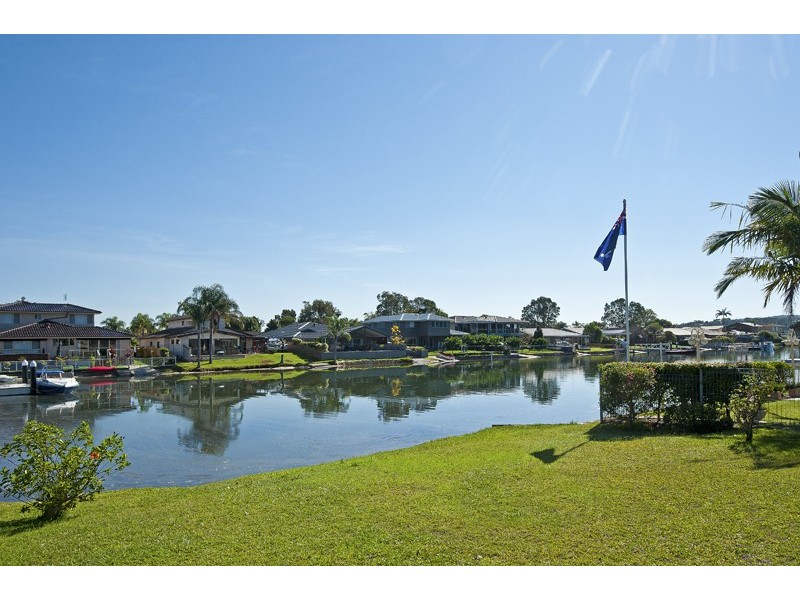 6 Salacia Close, St Huberts Island NSW 2257