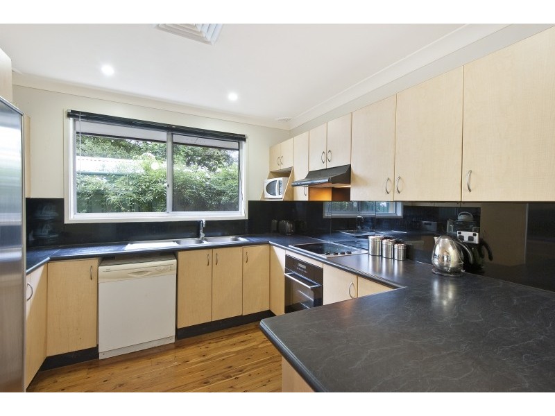 33 Banksia Street, Ettalong Beach NSW 2257