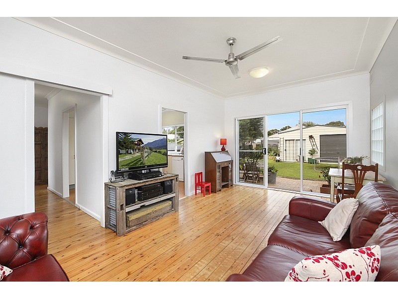 55 Dunban Road, Woy Woy NSW 2256