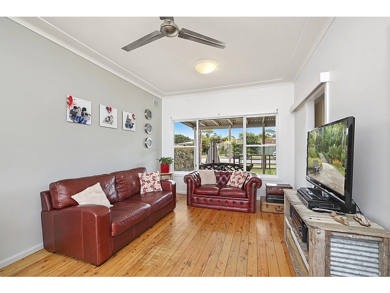 55 Dunban Road, Woy Woy NSW 2256