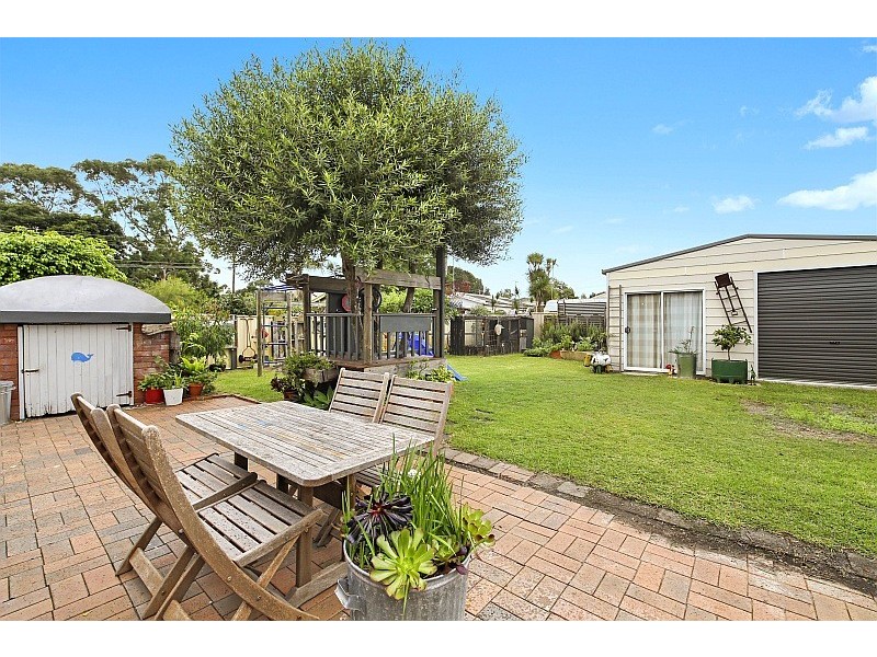 55 Dunban Road, Woy Woy NSW 2256