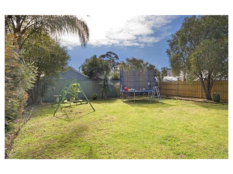 32 Boronia Avenue, Woy Woy NSW 2256