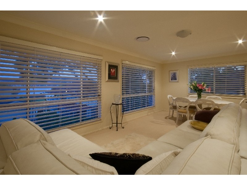 85 Albany Street, Point Frederick NSW 2250