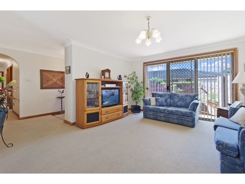 8/12 Farnell Road, Woy Woy NSW 2256