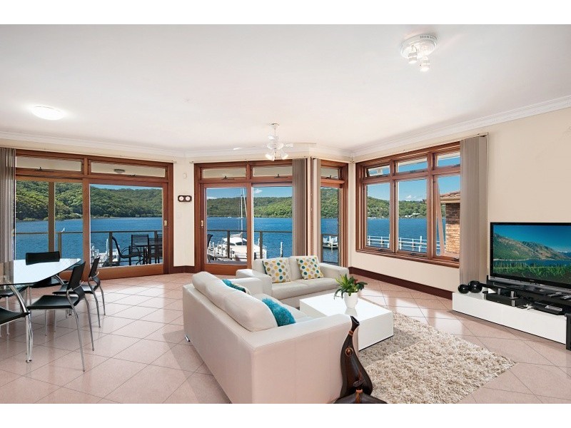 Unit 4/172-174 Booker Bay Road, Booker Bay NSW 2257