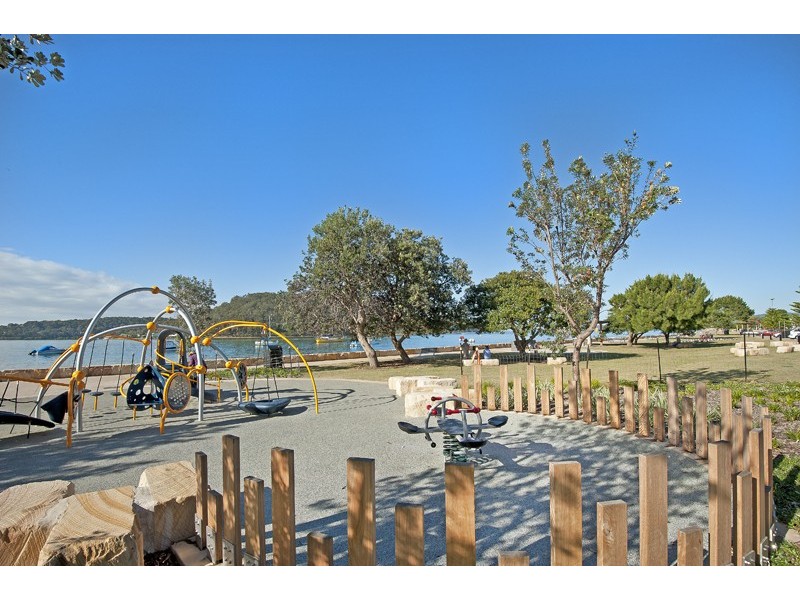 2/51 Picnic Parade, Ettalong Beach NSW 2257
