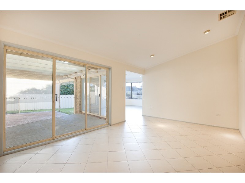 9 Guardian Road, Watanobbi NSW 2259