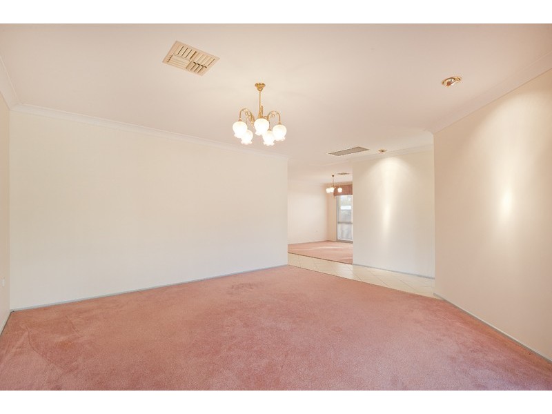 9 Guardian Road, Watanobbi NSW 2259