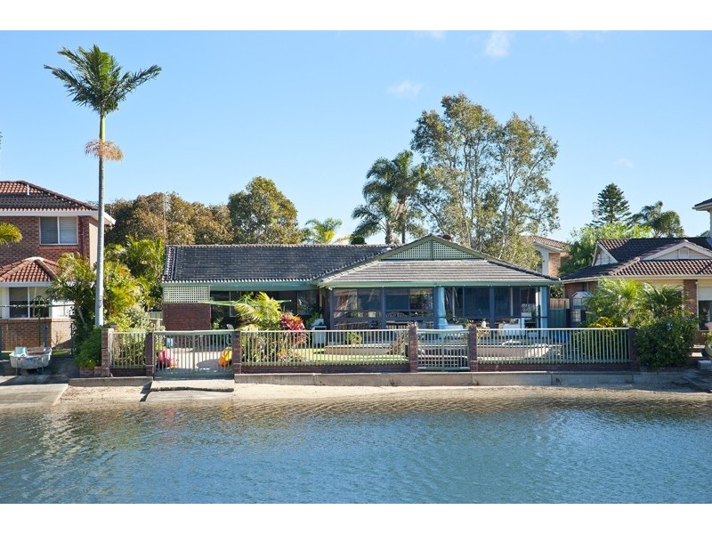35 Helmsman Boulevard, St Huberts Island NSW 2257