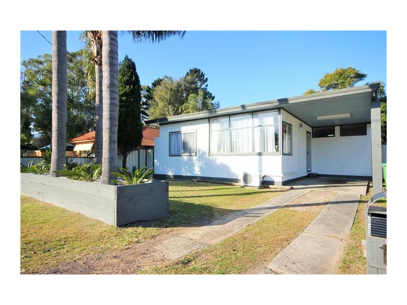 12 Welcome Street, Woy Woy NSW 2256