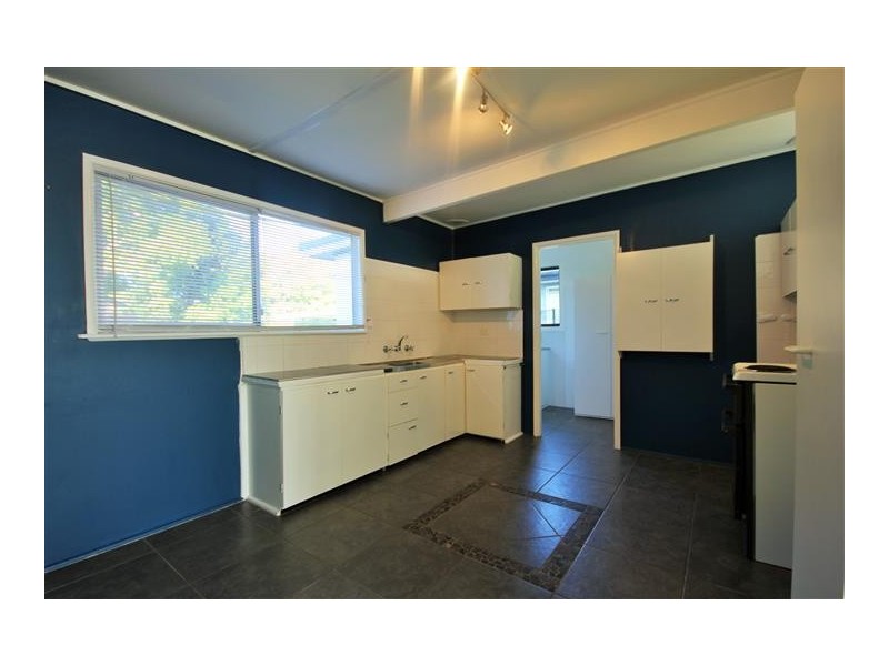 12 Welcome Street, Woy Woy NSW 2256