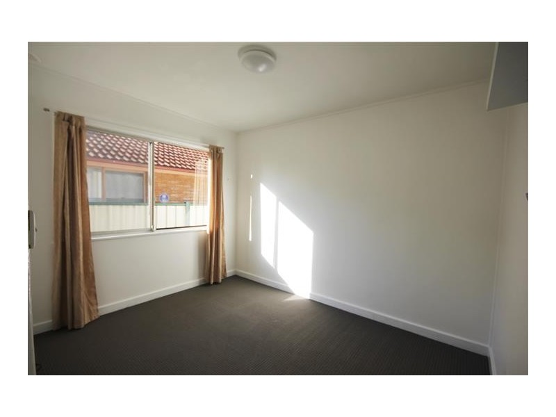 12 Welcome Street, Woy Woy NSW 2256