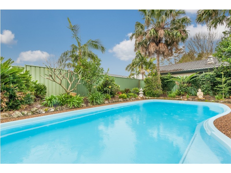 6 Nautilus Crescent, St Huberts Island NSW 2257
