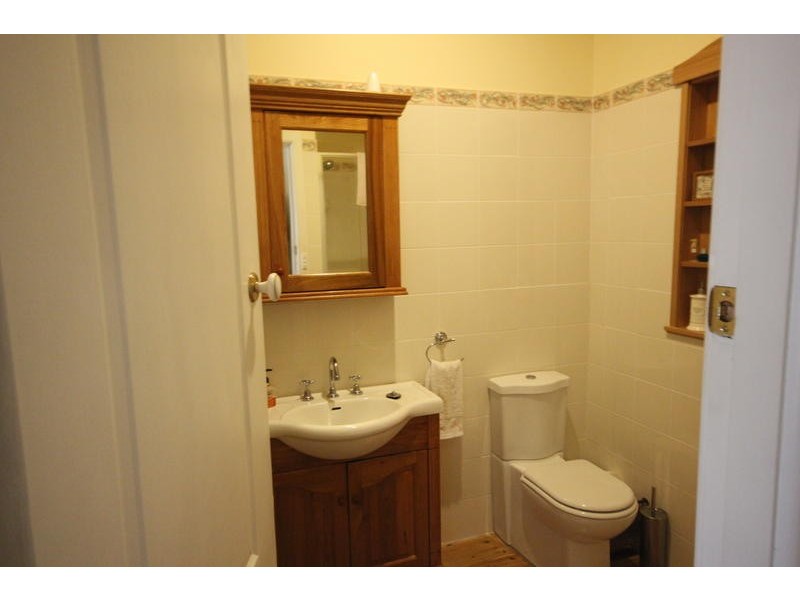 30 Boronia Avenue, Woy Woy NSW 2256