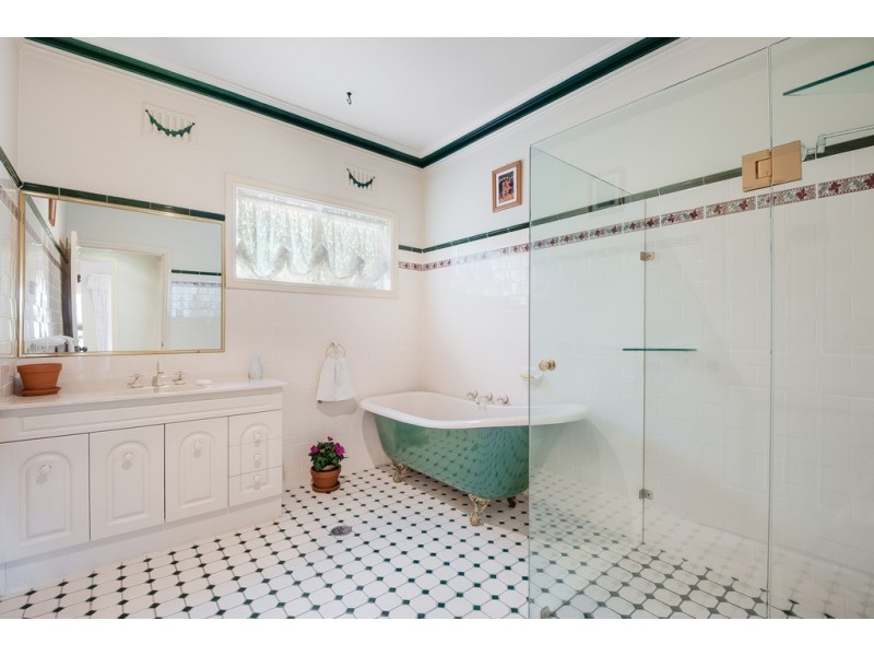 286 Glenrock Parade, Tascott NSW 2250