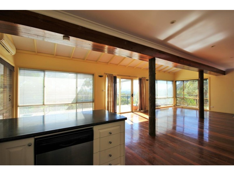 8 Timbertop Drive, Umina Beach NSW 2257