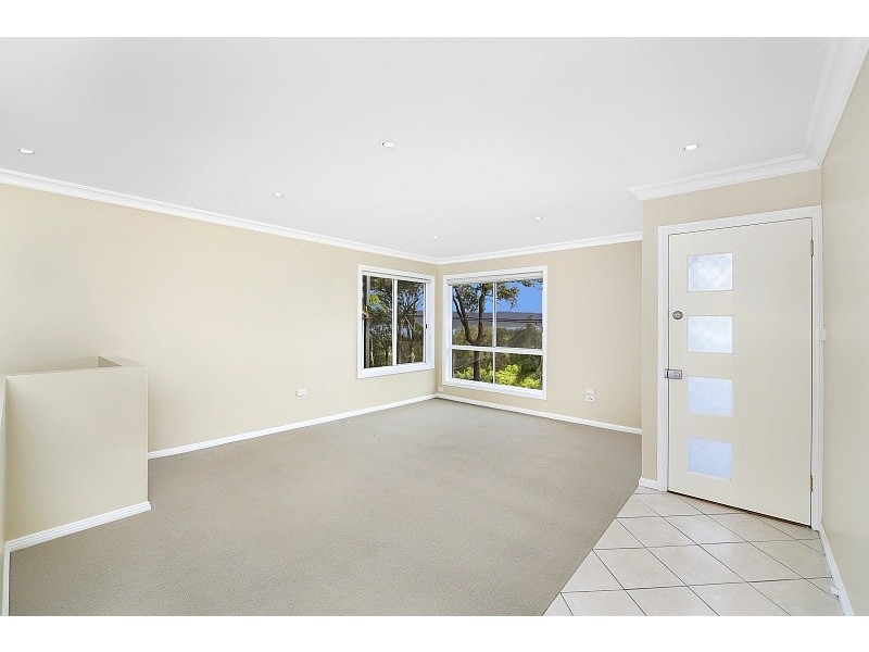 45 Broadwater Drive, Saratoga NSW 2251