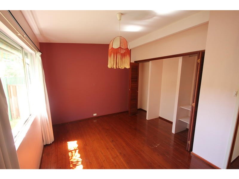 34 Boronia Avenue, Woy Woy NSW 2256