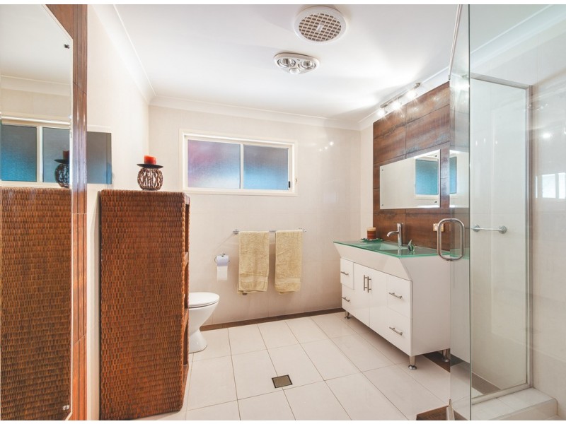 22 Morley Avenue, Bateau Bay NSW 2261